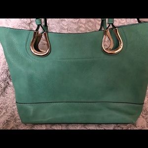Turqouise purse NWOT